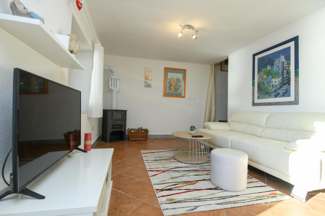Village House Ana Dubravica Экстерьер фото