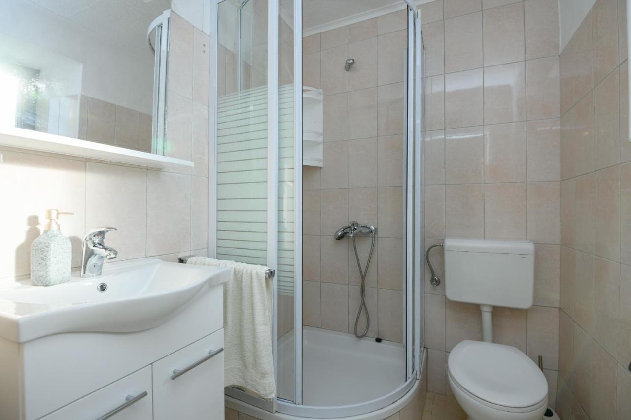 Village House Ana Dubravica Экстерьер фото